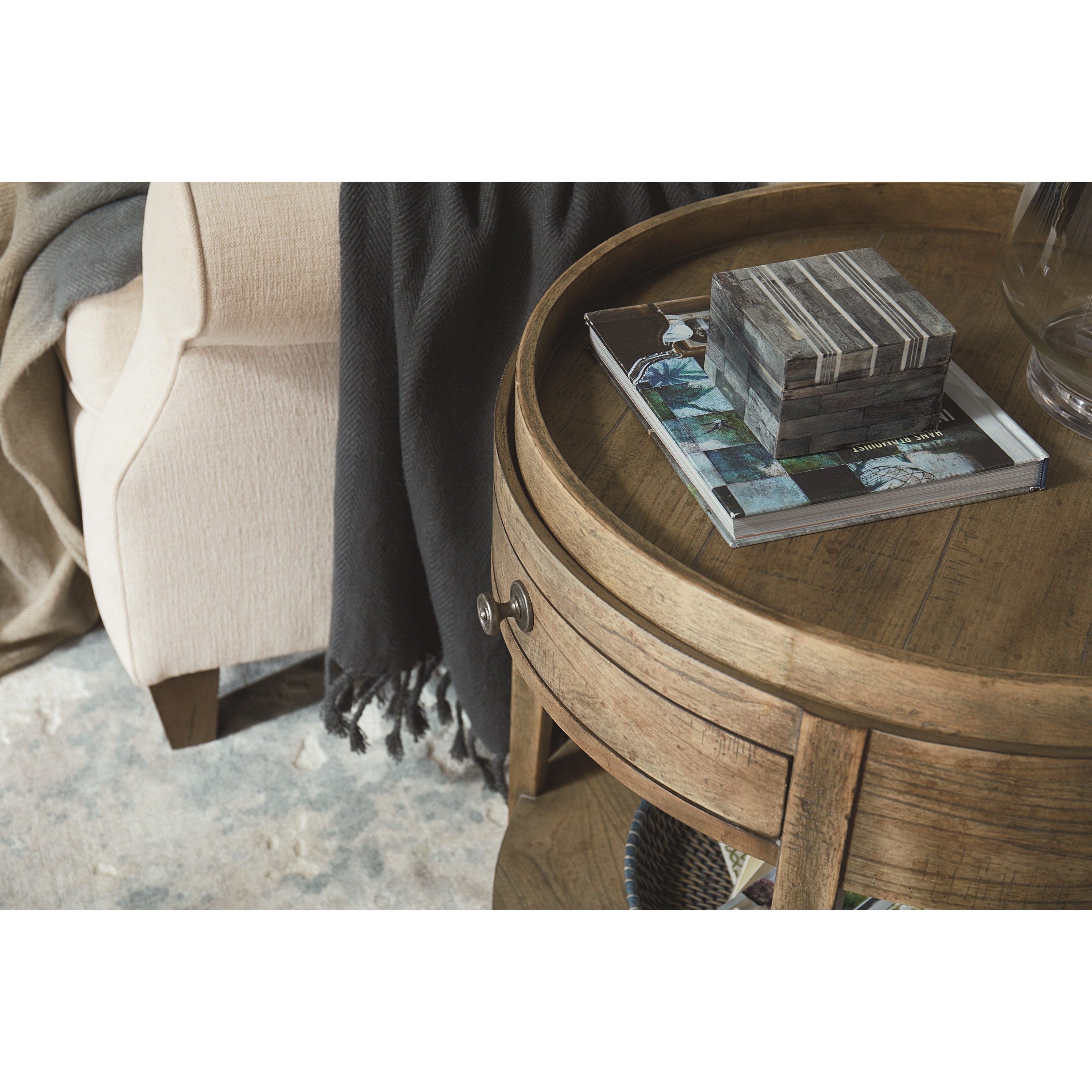 Bassett Woodridge 6597 0665 Transitional Round End Table with